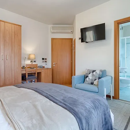 Guest house Vignola 3*