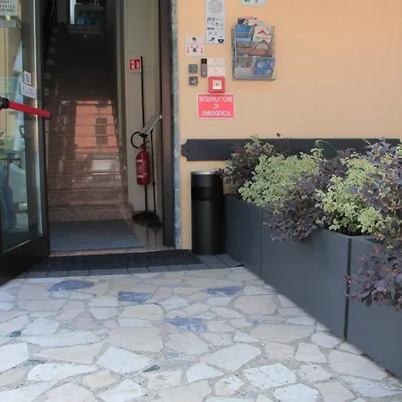 Vignola Guest house Avio